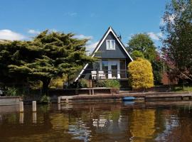 Ferienhaus Brungers, хотел в Südbrookmerland