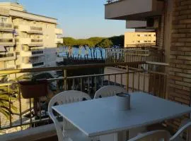 SEAFRONT APARTMENT PINEDA BEACH