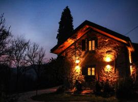 il Bosco, lomamökki kohteessa Roccaforte Mondovì