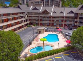 Crossroads Inn & Suites, motel v mestu Gatlinburg