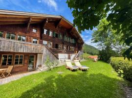 Alpen Charme - Chalet d'Hôtes et SPA, pigus viešbutis mieste Gsteig