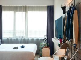 Moxy Amsterdam Schiphol Airport, hotell i Hoofddorp