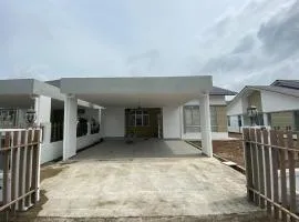 Alea Homestay Taman Tasik Utama MiTC