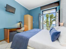 Hotel Aurora, hotel em Desenzano del Garda