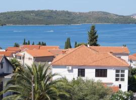 Villa Bruna, hotel en Trogir