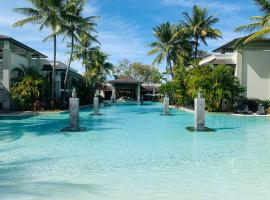 Tropical Retreat - Poolside Swimout - Ground Floor - Sea Temple Resort & Spa Port Douglas, resort ở Port Douglas