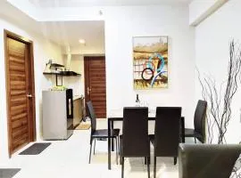 2BR Condo unit with Balcony at the Center of Cebu