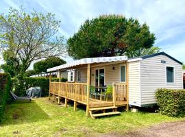 Mobil Home excellence 6 personnes au camping Mer et Soleil, Saint George d'Oléron, кемпінг у місті Les Sables Vignier