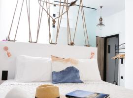 Seabed Suites Mykonos, דירה במיקונוס העיר