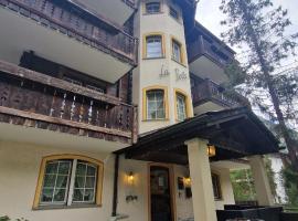 La Perle Apartments: Zermatt'ta bir daire