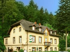 Pension Waldheim, hotel en Friburgo de Brisgovia