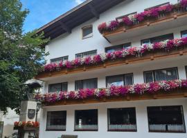 Gasthof Hotel Kirchenwirt, hotel sa Zell am Ziller