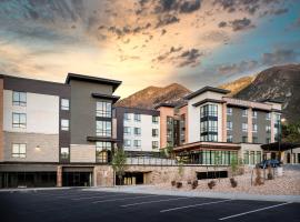 Courtyard by Marriott Salt Lake City Cottonwood, pezsgőfürdős hotel Cottonwood Heightsban