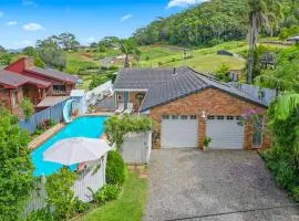 Lighthouse Vaccay - family beach house with pool