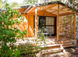 CityKamp Lyon, glamping site sa Dardilly