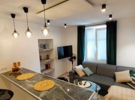 Apartament w centrum miasta przy parku i jeziorze, hotell sihtkohas Szczecinek