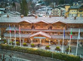 iH Hotels Courmayeur Mont Blanc, viešbutis mieste Kurmajeras