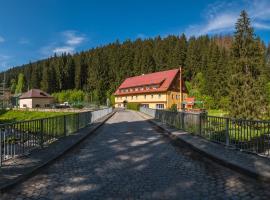 Chata Čeňkovka, hotel in Srní