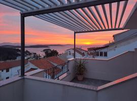 BenJak Apartments, hotel em Hvar