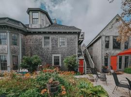 The Cooper's Inn, B&B i Shelburne