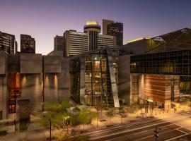 Hyatt Regency Phoenix, hotel v mestu Phoenix