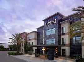 Viesnīca Staybridge Suites Carlsbad/San Diego, an IHG Hotel pilsētā Kārlsbāda