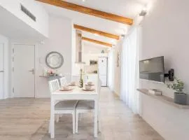 Lovely and bright apartment in the heart of Banyoles