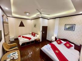 Luang Prabang में Villa Phathana Royal View Hotel, homestay