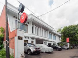 RedDoorz Syariah near Taman Air Mancur Bogor、ボゴールのホテル