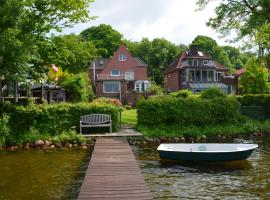 Ferienwohnungen Himmelsstübchen und Gartenstübchen、プレーンのホテル