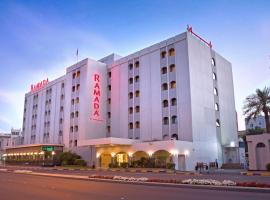 Ramada by Wyndham Bahrain, hotel v mestu Manama