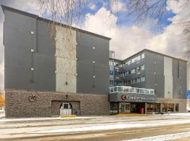 Comfort Inn & Suites, מלון ב-Downtown Edmonton, אדמונטון