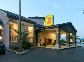 Super 8 by Wyndham Diberville Biloxi Area