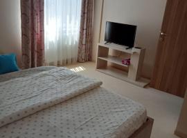 apartament bloc joylife 18, hotelli kohteessa Costinesti