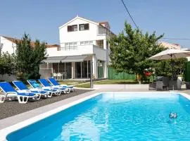 Cozy Home In Dugopolje With Heated Swimming Pool