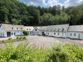 Äuchen am Rosenthal: Monschau şehrinde bir otel