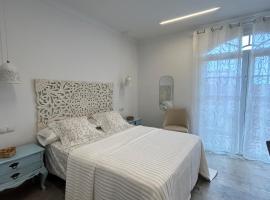 Casa Daniella Vivienda B，位于因赫尼奥的自助式住宿