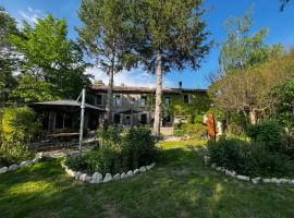 Privāta brīvdienu naktsmītne Le Priolat des Anges aux portes des gorges du Verdon pilsētā Trigance