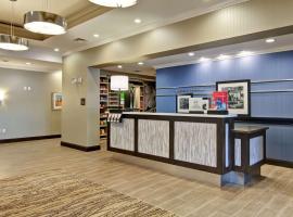 새스커툰에 위치한 호텔 Hampton Inn & Suites by Hilton Saskatoon Airport