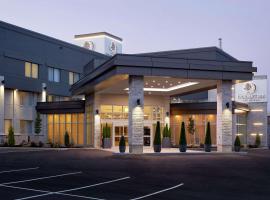 Doubletree By Hilton Montreal Airport, khách sạn ở Dorval