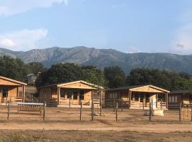 Les chalets du Haras de Tesa, proche Ile-Rousse, penginapan di ladang di Occhiatana