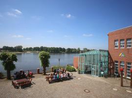 Jugendherberge Lauenburg Zündholzfabrik, viešbutis mieste Lauenburgas