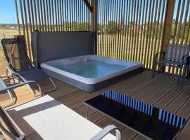 Chalet avec spa, Au Bois Quartois – hotel ze spa 