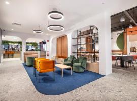 Holiday Inn Dandenong by IHG、ダンデノンのホテル