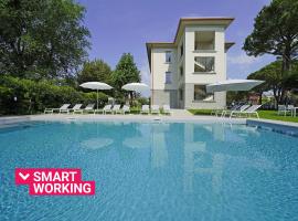 Villa Caterina Apartments by Wonderful Italy, hotel v destinácii Desenzano del Garda