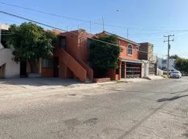 Lindo departamento con 2 cuartos y excelente ubicacion.