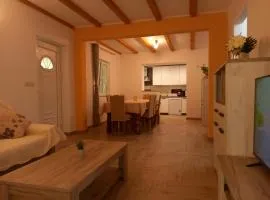 LOZA-holiday home,kuca za odmor