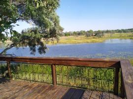 Nako Okavango Guesthouse, guest house di Ntabis