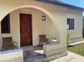 Casa Ilha Grande - RJ, holiday home sa Abraão