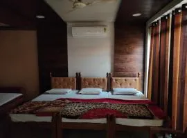 Hotel Shubhadra Guest House